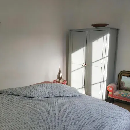 4 Pieces, Coeur De Proche Marche Et Port